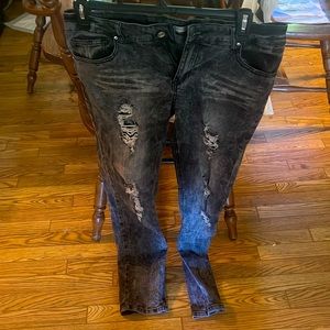 Black ripped skinny jeans for juniors